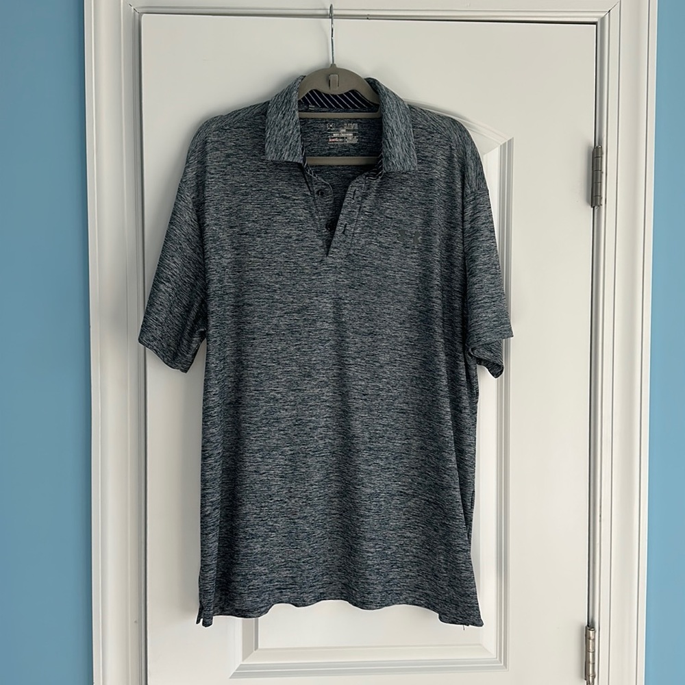 Men’s XL Under Armour golf polo. Excellent condition.